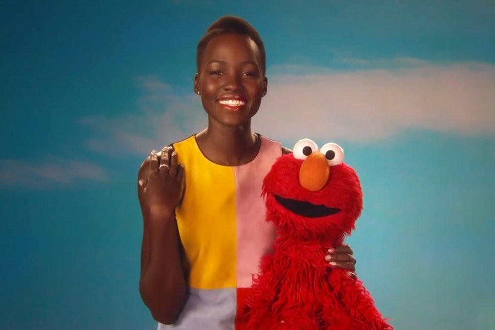 Lupita Nyongo Makes An Appearance On Sesame Street Why She And Elmo Love The Skin Theyre In 